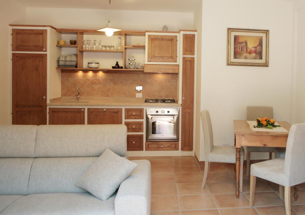 Relax In Piazzetta Casa E Appartamento Per Vacanze Trevignano Romano Habitación foto